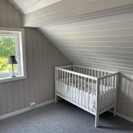 6 Person In * Bømlo